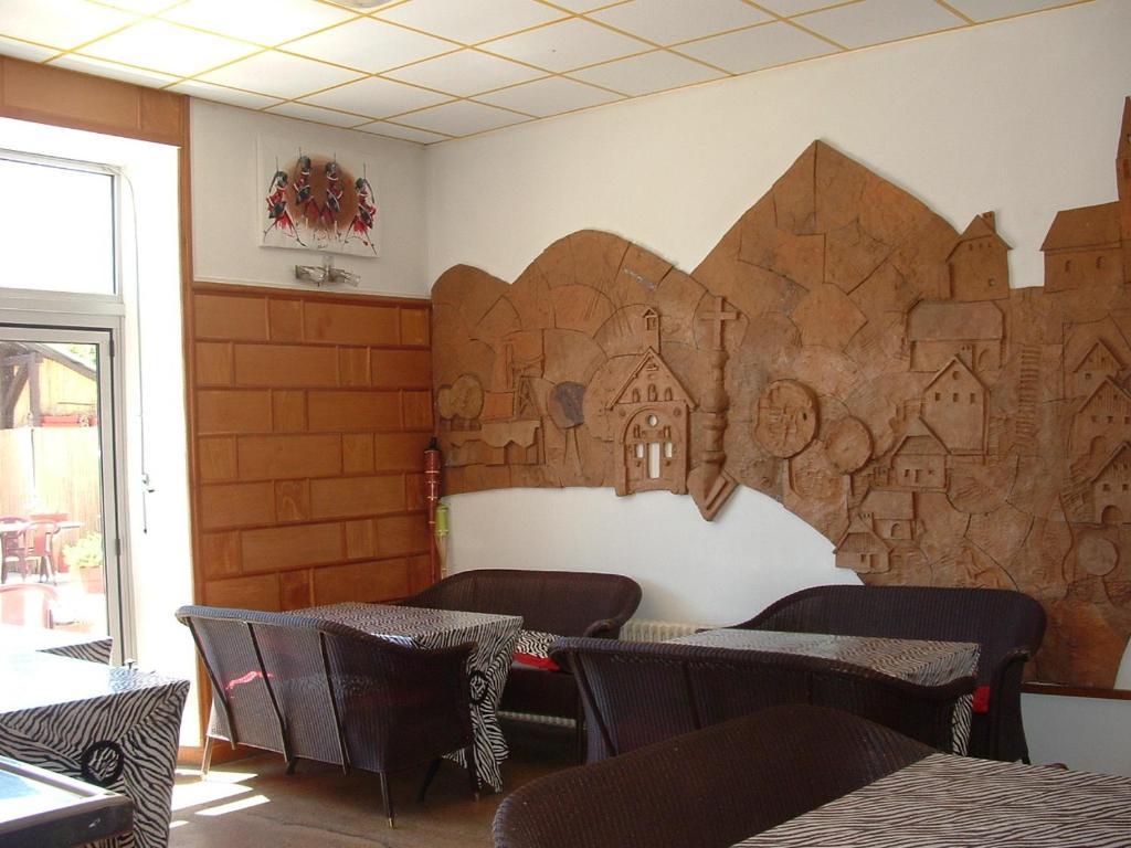 סן-בונה-אן-שאמפסו Hotel Le Connetable מראה חיצוני תמונה
