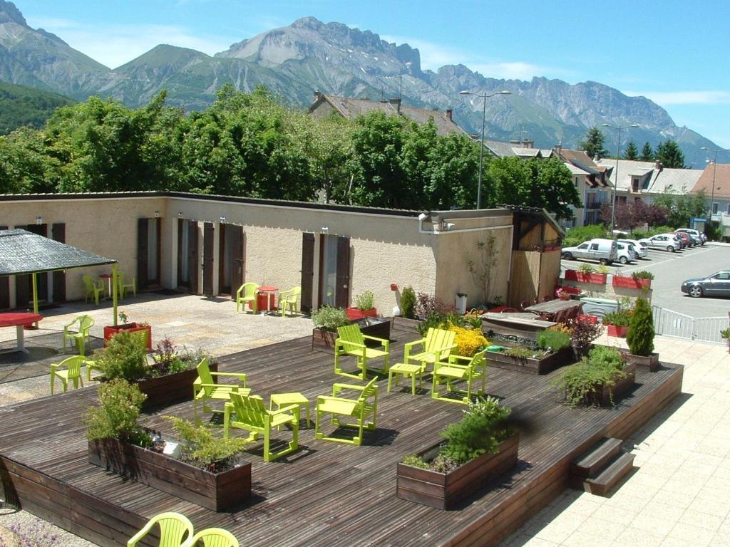 סן-בונה-אן-שאמפסו Hotel Le Connetable מראה חיצוני תמונה